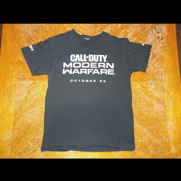 Call Of Duty Modern Warfare , Starwars Squadrons Ea Game Stop Tee Shirts bundle. - Picture 4 of 8